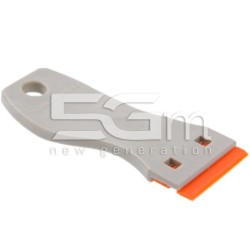 Scraper with antiscratch plastic blades